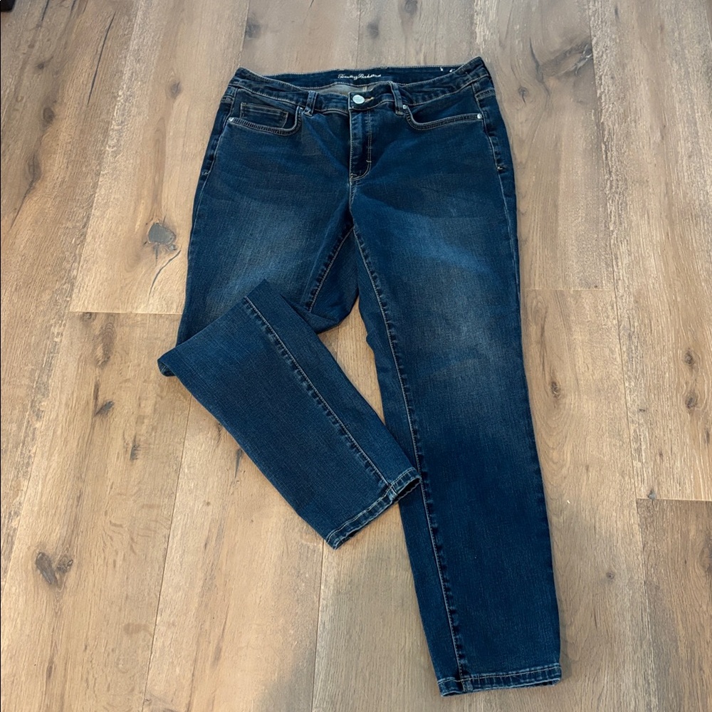 Tommy Bahama High Rise Ankle Jeans